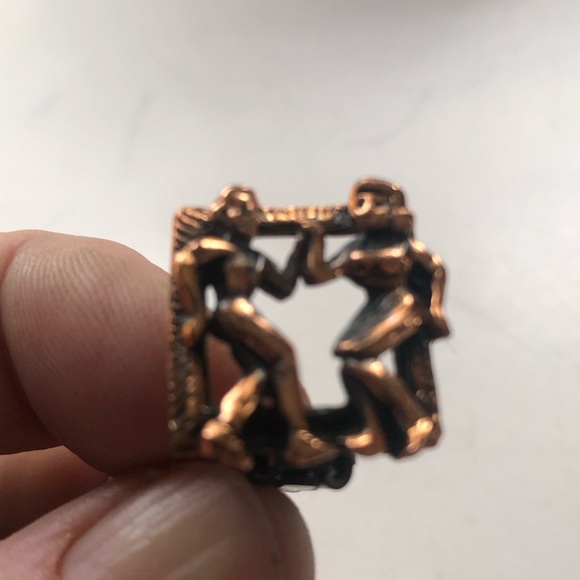 Copper Dancing Figure Earrings - possibly 1950’s - clip on earrings - Picture 4 of 10